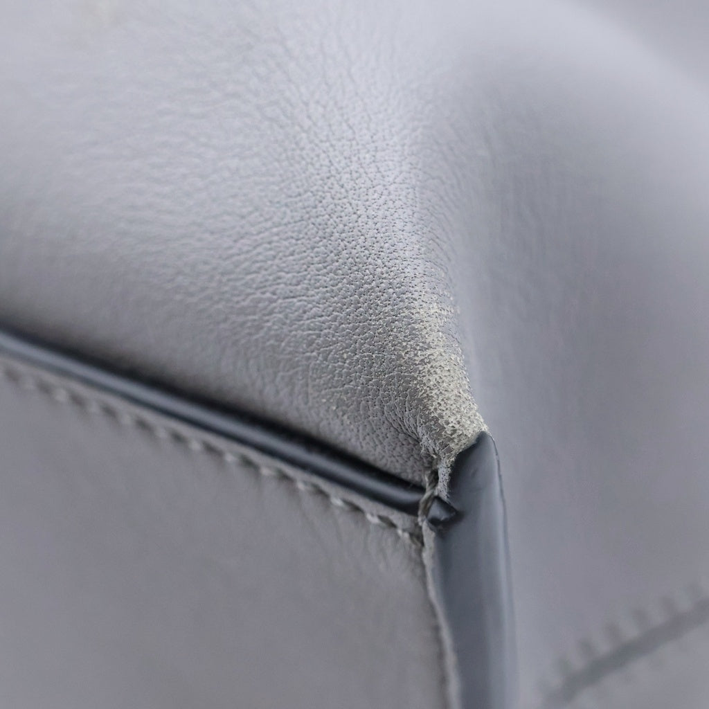 LOEWE(ロエベ) Cubi Shoulder Bag キュービー レザーショルダーバッグ グレー レディース