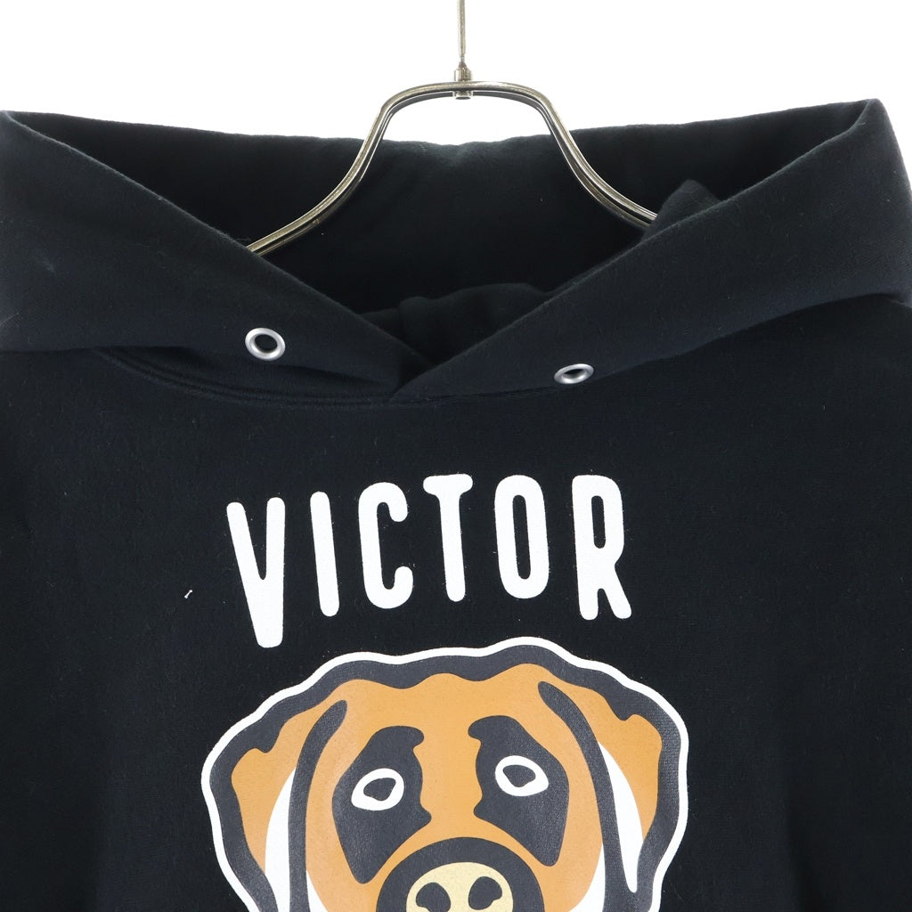 HUMAN MADE(ヒューマンメイド) 23AW ×VICTOR VICTOR WORLDWIDE ヴィクターヴィクターワールドワイド フロントプリント プルオーバーパーカー ブラック
