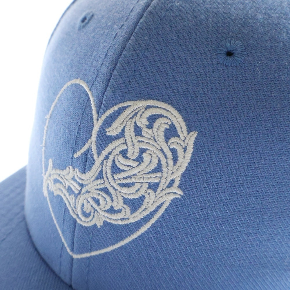 CHROME HEARTS(クロムハーツ) FITTED WOOL ACRYLIC SERGE ハートロゴ刺繍ベースボールキャップ ブルー