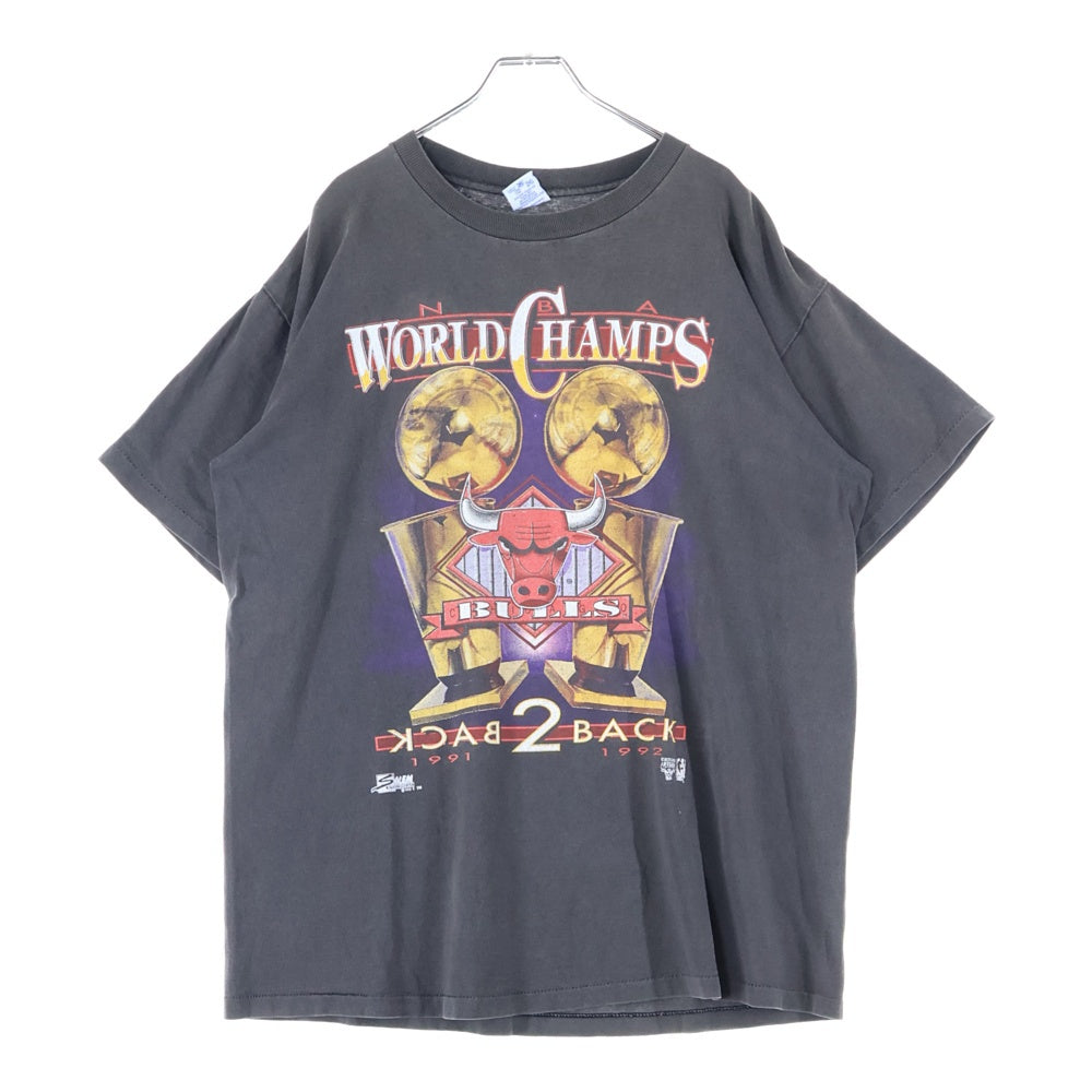 VINTAGE(ヴィンテージ) 90s BACK 2 BACK WORLD CHAMPS CHICAGO BULLS シカゴブルズ プリント 半袖Tシャツ カットソー ブラック