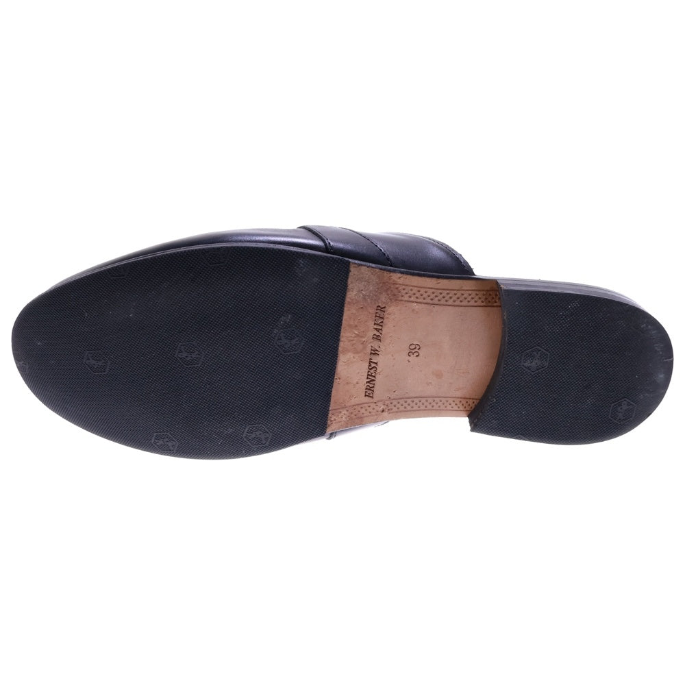 ERNEST W. BAKER(アーネストダブルベイカー) チェーンデザイン レザーミュール サンダル ブラック