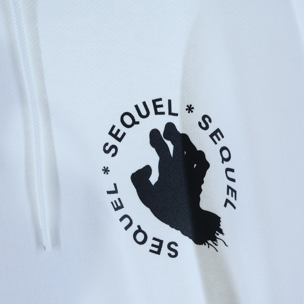 SEQUEL(シークエル) ×SANTA CRUZ×FRAGMENT HOODIE SQ-25AW-SCFCS-01 ×サンタクルーズ ×フラグメント プルオーバーフーディー パーカー ホワイト
