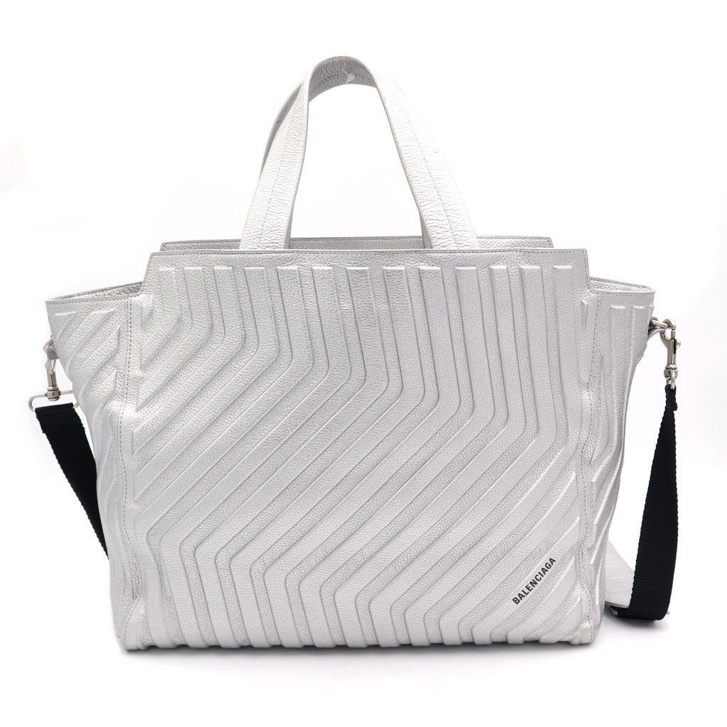 BALENCIAGA 2way ショルダーバッグ　トートバッグ シルバー BALENCIAGA(バレンシアガ) 2WAY Shoulder Tote Bag ショルダー トート