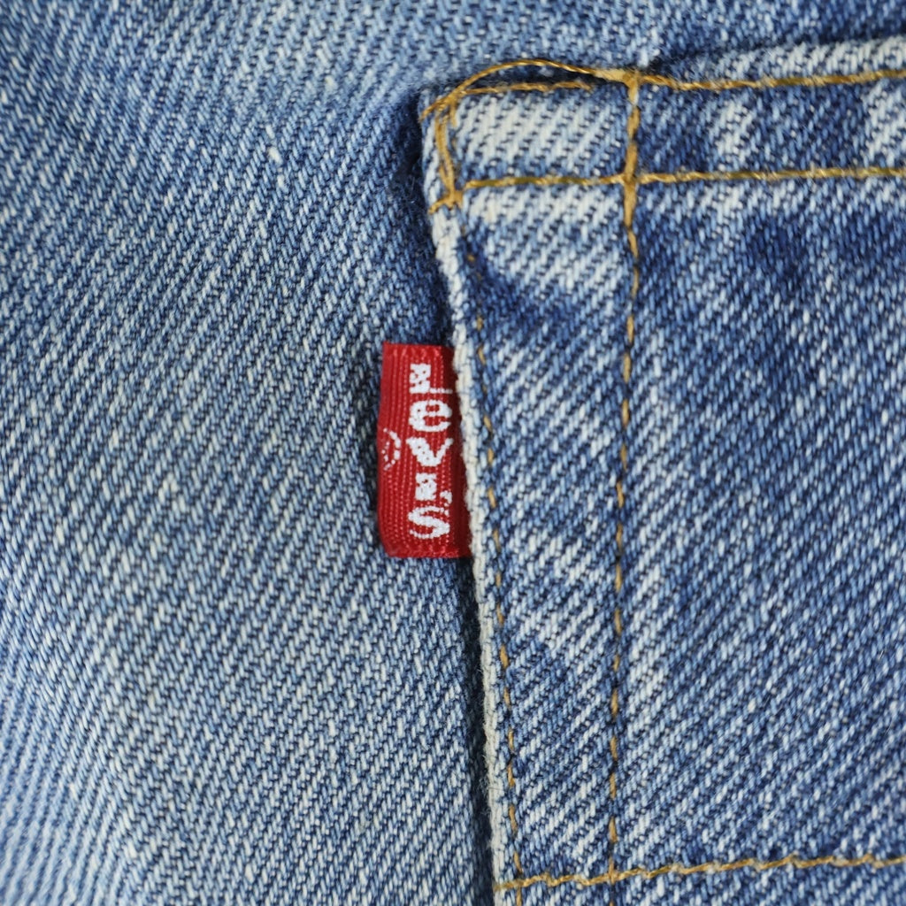 Levi's(リーバイス) 70s VINTAGE 501 66後期 ヴィンテージ 両面スモールe 不均等V ボタン裏6 ボタンフライ デニムパンツ インディゴ