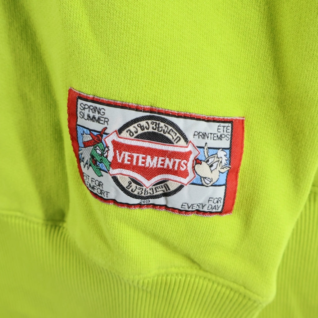 VETEMENTS(ヴェトモン) CARTOON HOODIE カートゥーン フーディー フロント刺繍 プルオーバーパーカー ライトグリーン USS197010
