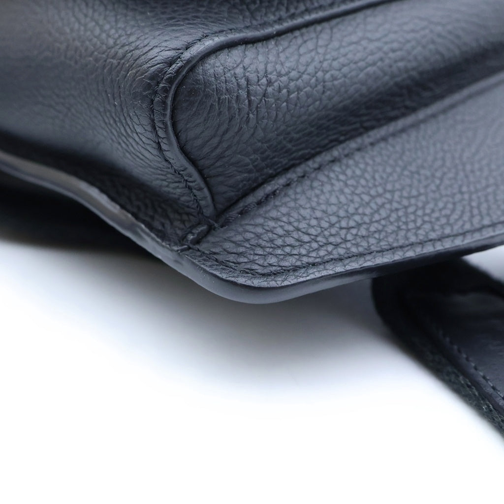 LOUIS VUITTON(ルイヴィトン) LVアエログラム テイクオフ・スリング レザー ショルダーバッグ ブラック M57081