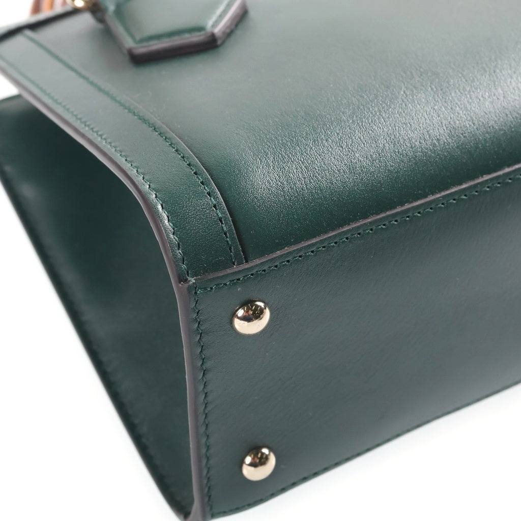 GUCCI(グッチ) Diana Small Shoulder Bag ダイアナ スモール レザーハンドバッグ ショルダーバッグ グリーン 832936 レディース