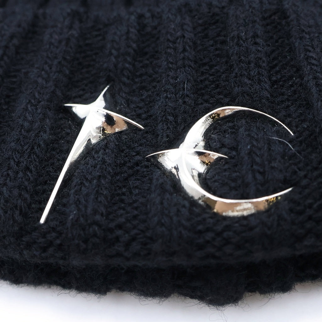 THUG CLUB(サグクラブ) Knit Beanie ロゴチャーム ニットビーニー ニット帽 帽子 ブラック TC23AC1602
