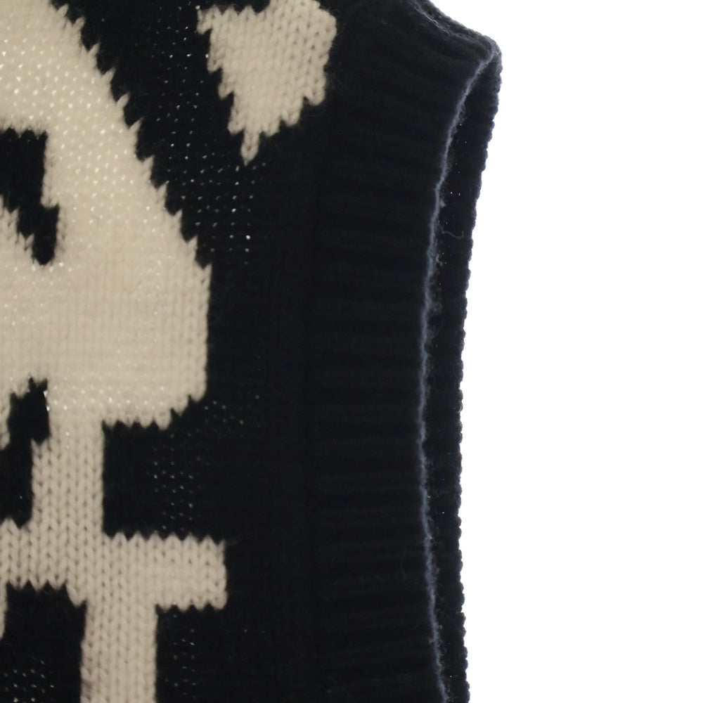 STUSSY(ステューシー) STACKED SWEATER VEST ロゴ ニットベスト ブラック/ホワイト