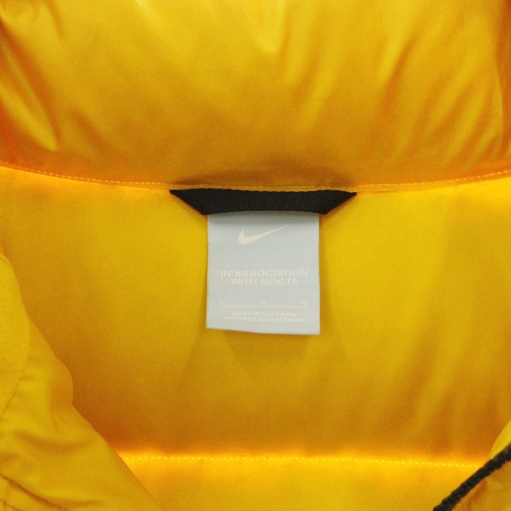 NIKE(ナイキ) ×NOCTA PUFFER JACKET ノクタ ロゴプリントデザインナイロンジップアップパファージャケット ダウン イエロー DA3997-739