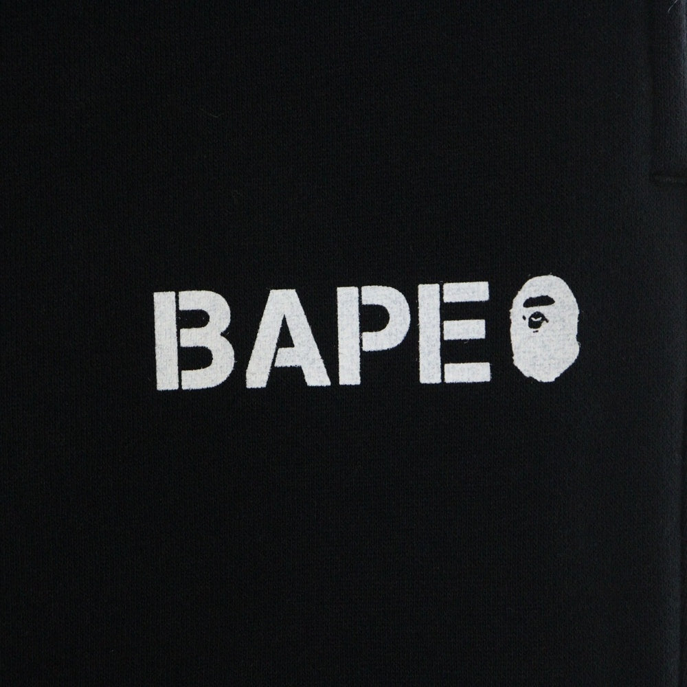 A BATHING APE(アベイシングエイプ) BAPE プリントロゴスウェットパンツ トラウザー ブラック 001GDL201010H