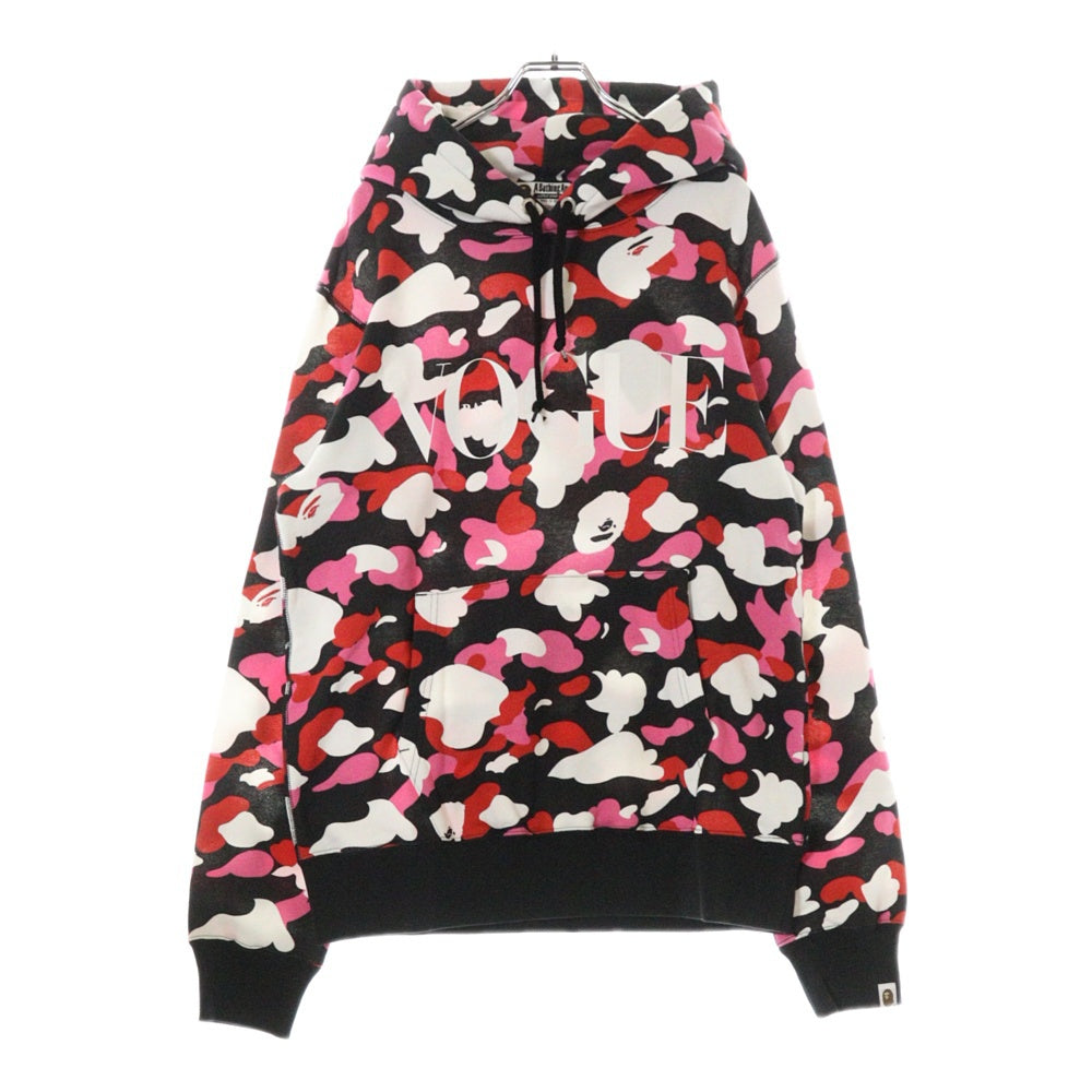 A BATHING APE(アベイシングエイプ) ×VOGUE ヴォウグ プリントロゴ カモ柄スウェットプルオーバーパーカー ピンク/ホワイト 001PPH232902X