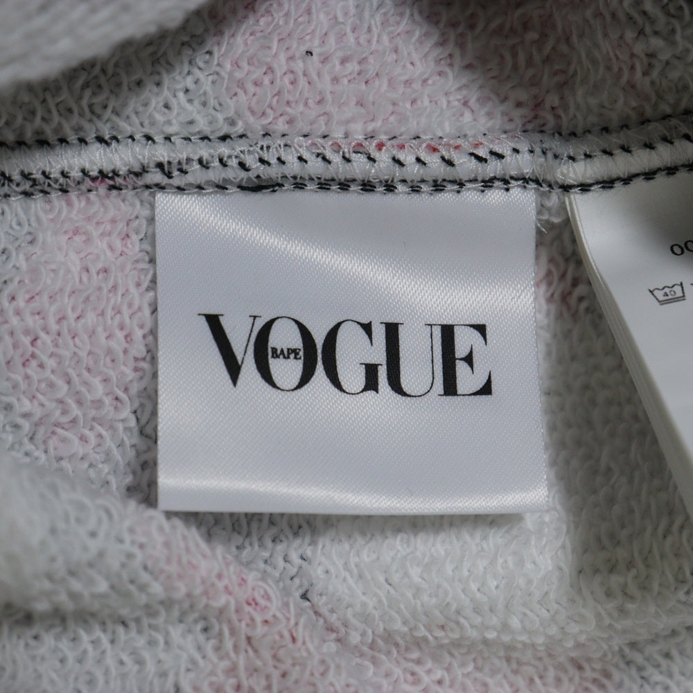 A BATHING APE(アベイシングエイプ) ×VOGUE ヴォウグ プリントロゴ カモ柄スウェットプルオーバーパーカー ピンク/ホワイト 001PPH232902X