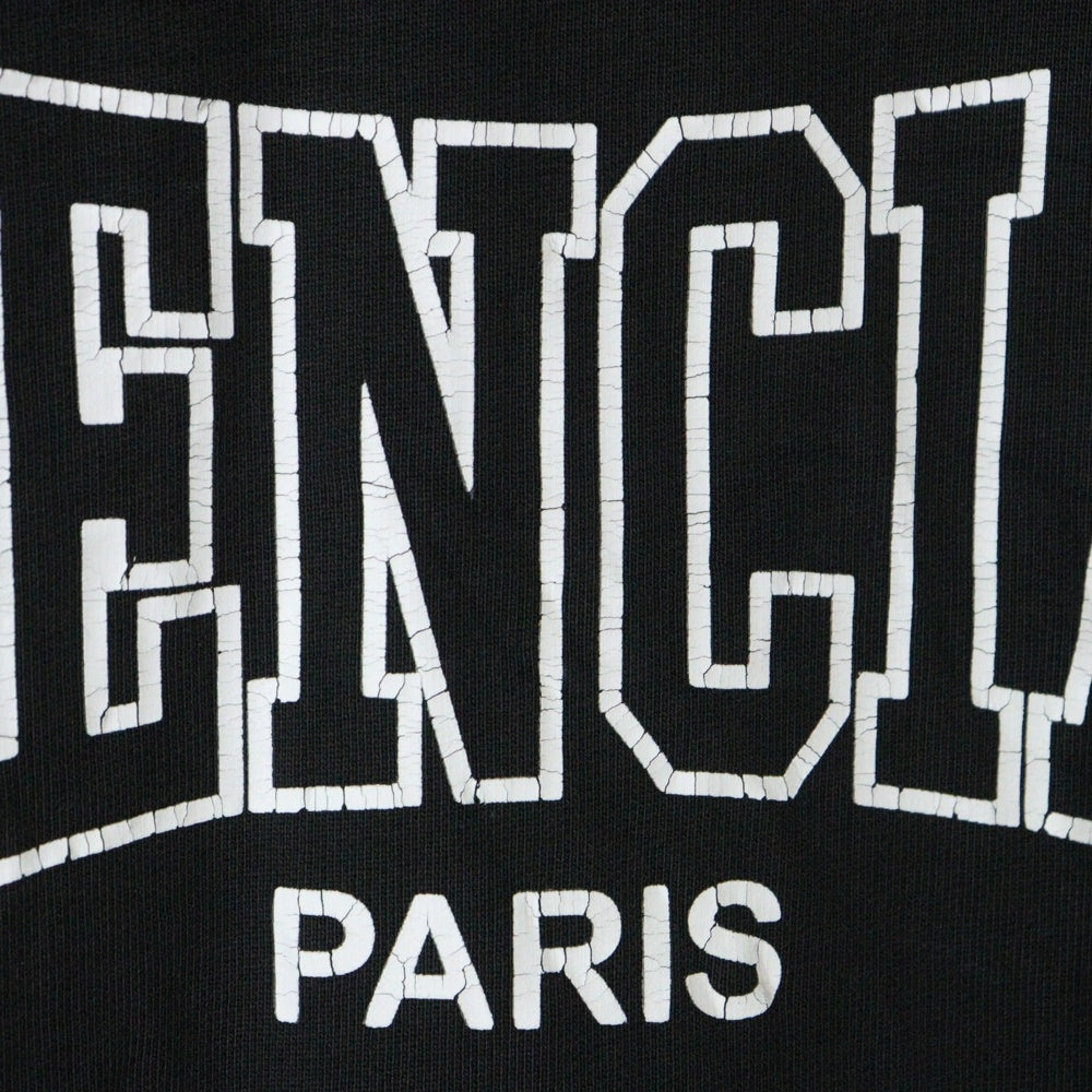 BALENCIAGA(バレンシアガ) 24AW ロゴヴィンテージプリントプルオーバーパーカー ブラック/ホワイト 803265 TRVH6