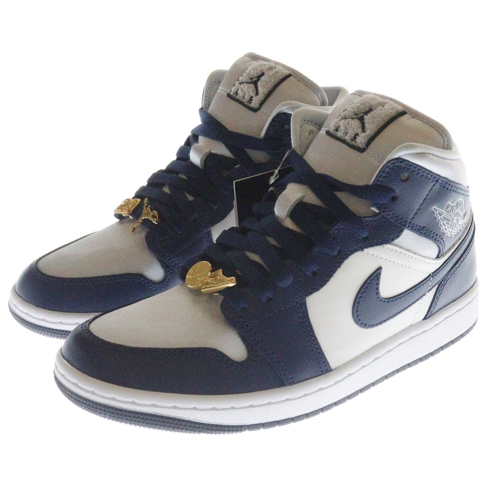 NIKE(ナイキ) WOMEN'S AIR JORDAN 1 MID FOOTBALL GREY ウィメンズ エアジョーダン フットボールグレー ミッドカットスニーカー レディース US8/25.0cm FZ8777-044