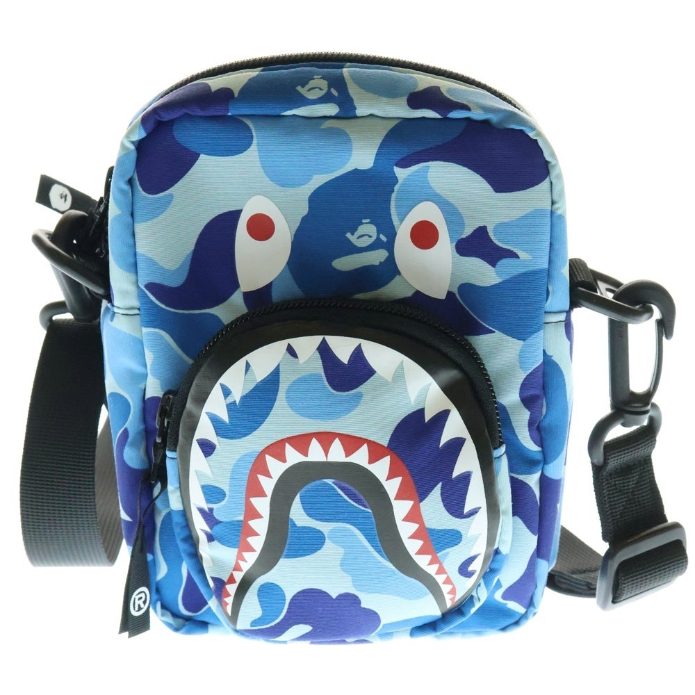 A BATHING APE(アベイシングエイプ) ABC CAMO SHARK MINI BAG ABCカモシャークミニバッグ/ポーチ ブルー 1K80190012