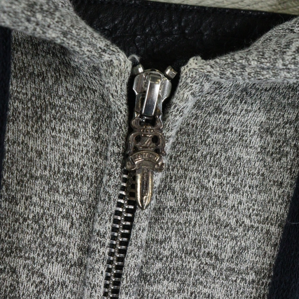 CHROME HEARTS(クロムハーツ) PPO DARLIN HD ZIP MATTY BOY バックプリント ダガー ジップアップパーカー グレー