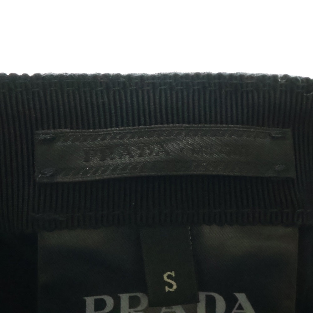 PRADA(プラダ) ロゴエンブロイダリー ナイロン ベースボールキャップ ブラック 2HC179
