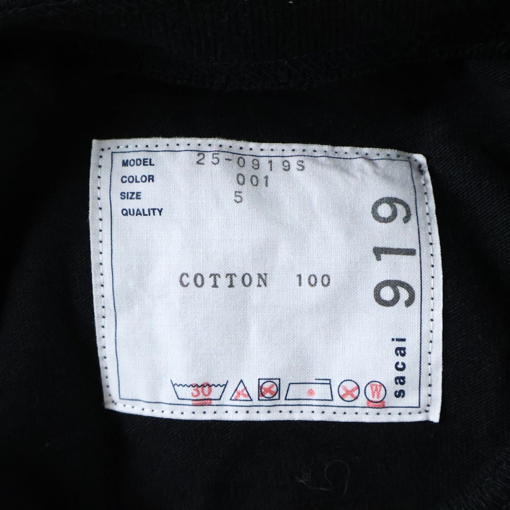 Sacai(サカイ) 25SS James Dean T-Shirt ジェームズディーン プリントロゴ 半袖Tシャツ カットソー ブラック 25-0919S