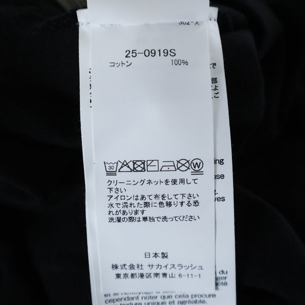 Sacai(サカイ) 25SS James Dean T-Shirt ジェームズディーン プリントロゴ 半袖Tシャツ カットソー ブラック 25-0919S