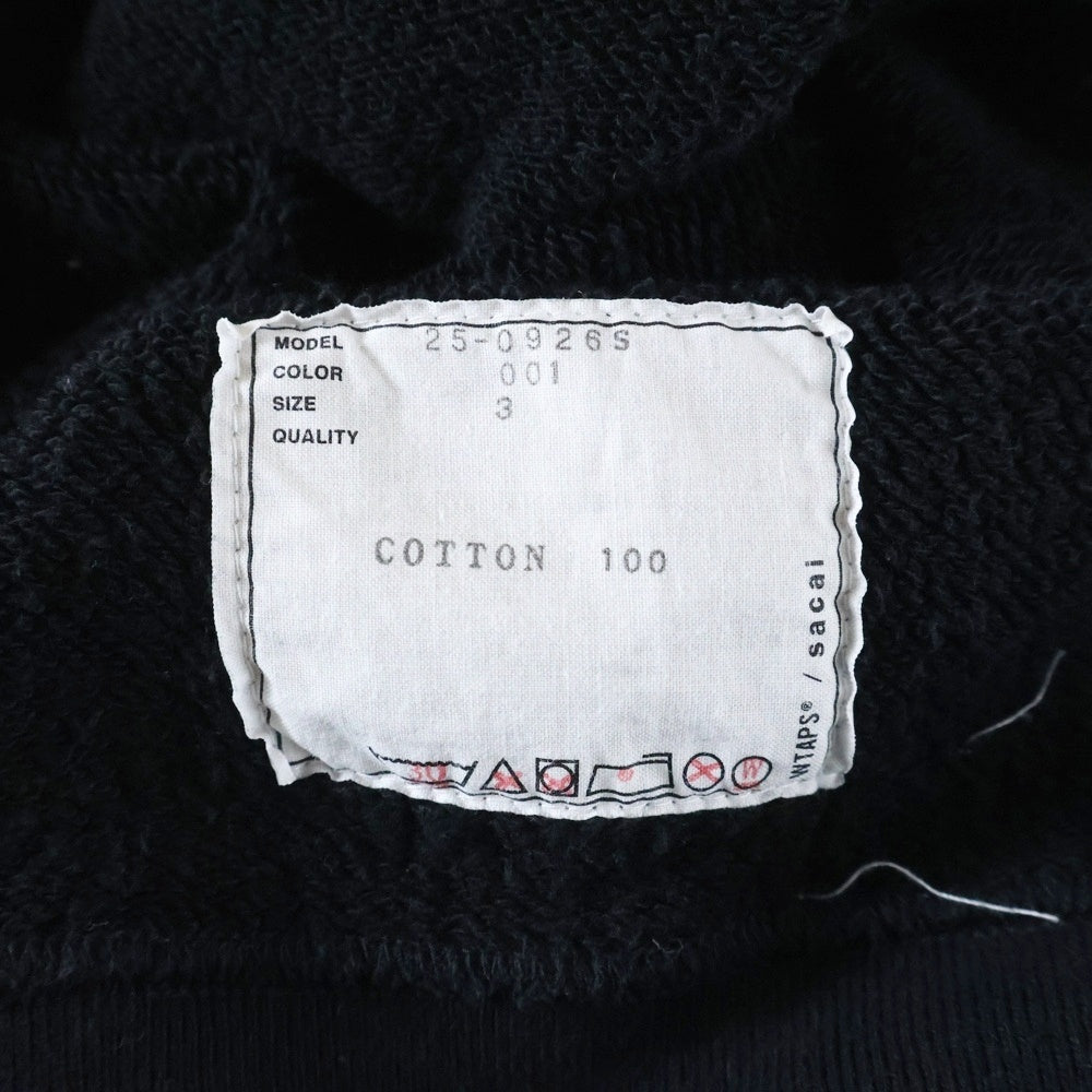 Sacai(サカイ) 25SS ×WTAPS Print Pullover ダブルタップス ペイントロゴスウェットクルーネック トレー ブラック 25-0926S