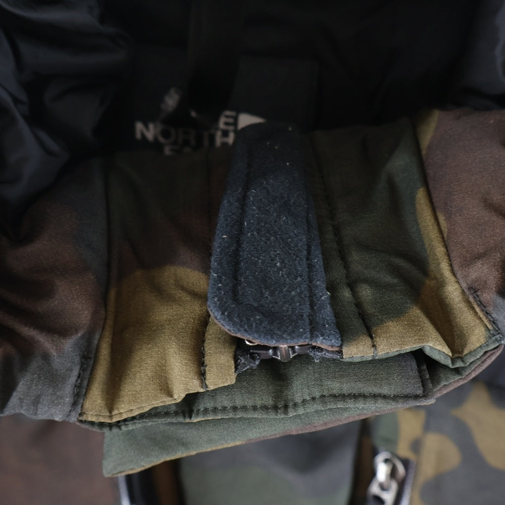 THE NORTH FACE(ザノースフェイス) Novelty Baltro Light Jacket ノベルティバルトロライト カモ柄ナイロンダウンジャケット カーキ/ブラック ND91845