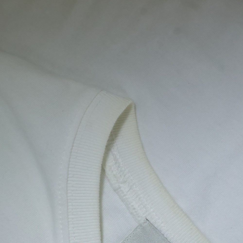 SATUR(セター) フロントロゴ プリント 半袖Tシャツ カットソー ホワイト SA23FWUT03