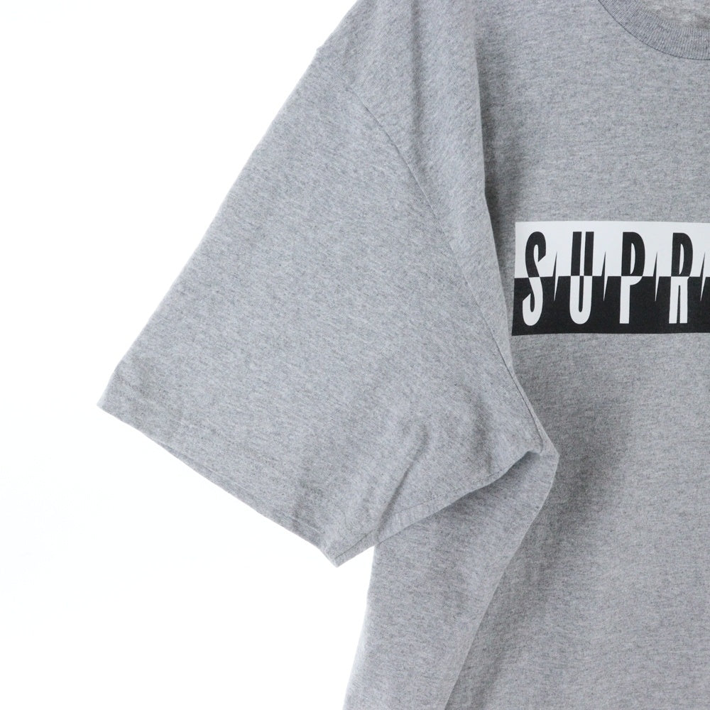 SUPREME(シュプリーム) 25AW Split Tee スプリット ロゴプリント 半袖Tシャツ カットソー グレー