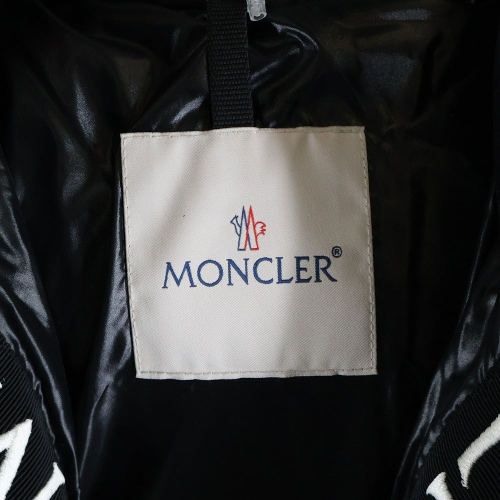 MONCLER(モンクレール) 19AW MONTCLA モンクラー ロゴ刺繍 ラバーワッペン フーデッド ジップアップ ダウンジャケット ブラック E20914194385 C0300