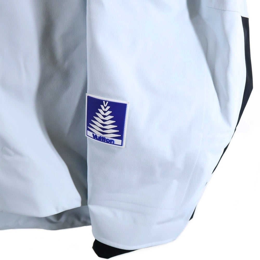 LOUIS VUITTON(ルイヴィトン) 24SS 裏地モノグラム LV カーヴィング スキーシェル ジャケット ホワイト/ブラック RM241M AUH HQB03E