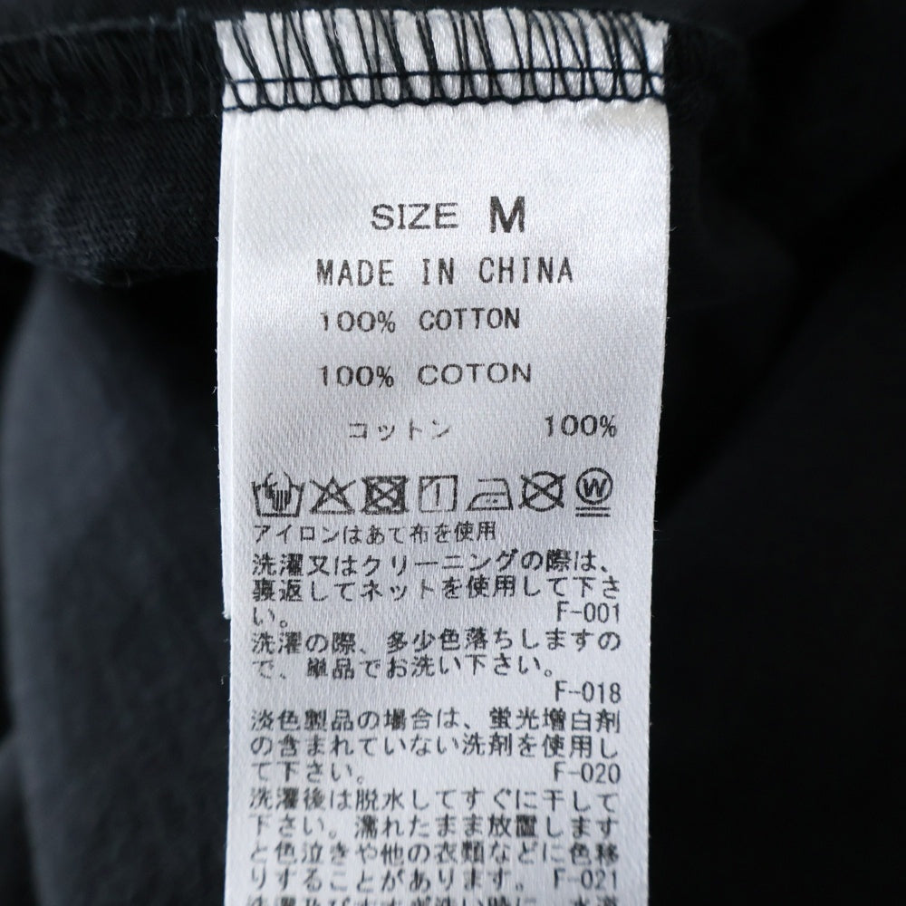 SATURDAYS SURF NYC(サタデイズサーフエヌワイシー) × FRAGMENT DESIGN フラグメントデザイン フロントプリント半袖Tシャツ カットソー ブラック BBM-55300-B