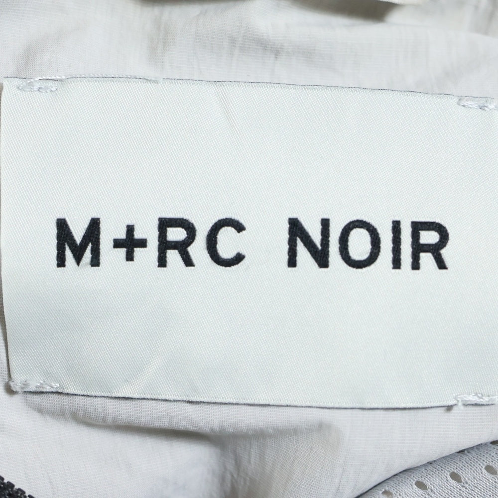 M+RC NOIR(マルシェノア) フロントロゴ ナイロン アノラックジャケット シルバー