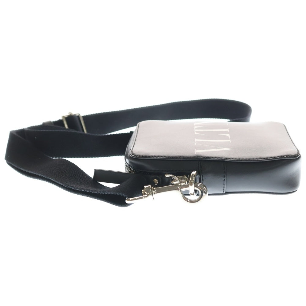 VALENTINO(ヴァレンティノ) Garavani VLTN Leather Crossbody Bag 5Y2B0943 WJW ロゴ レザーショルダーバッグ ブラック レディース