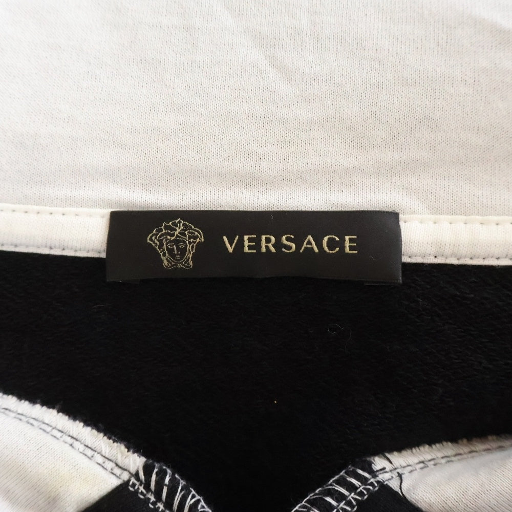 VERSACE(ヴェルサーチ) Front logo print hoodie フロントロゴプリント フーディー ブラック A227994 A83840