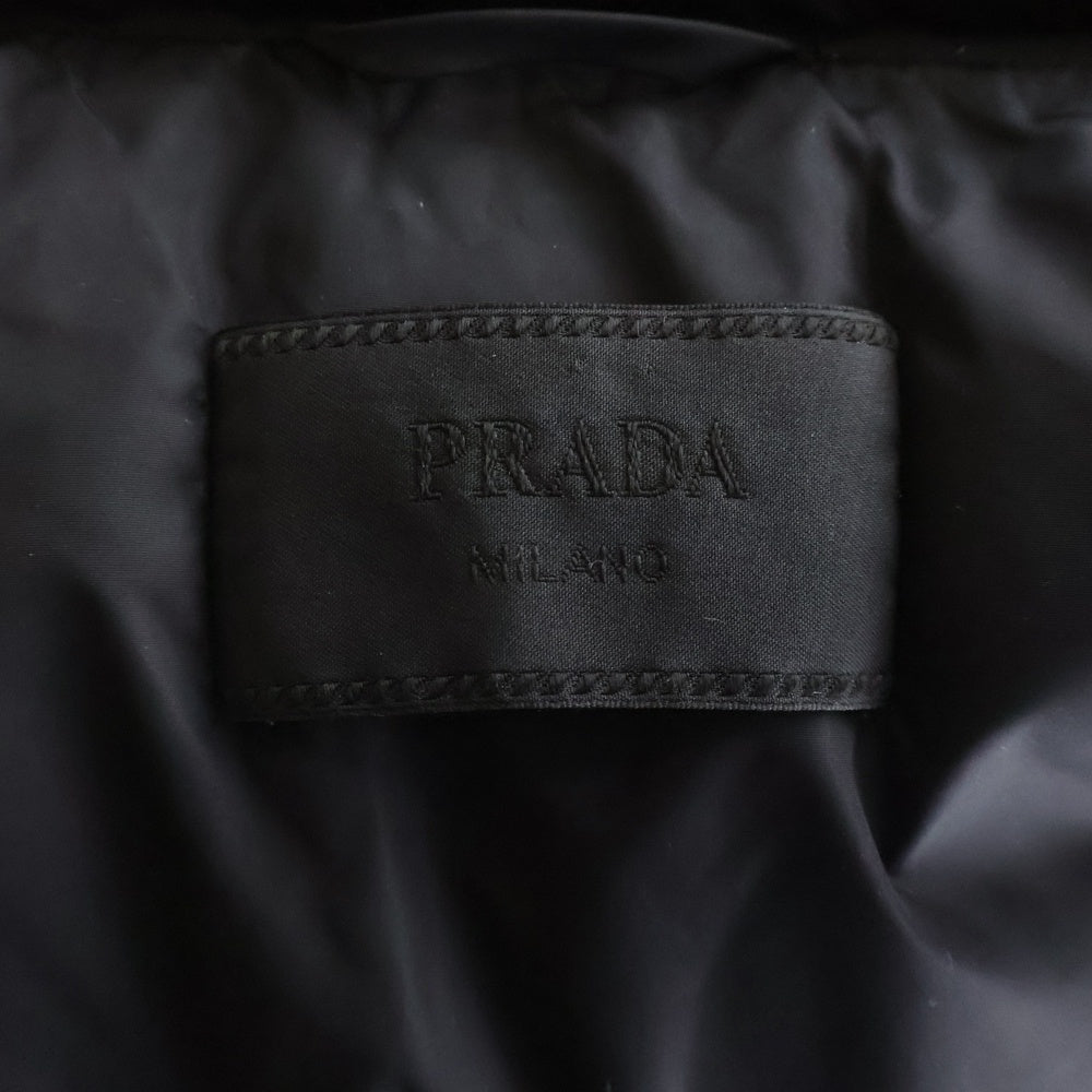 PRADA(プラダ) トライアングルロゴ プレート ダウンジャケット ブラック SGY091 R132 Q04