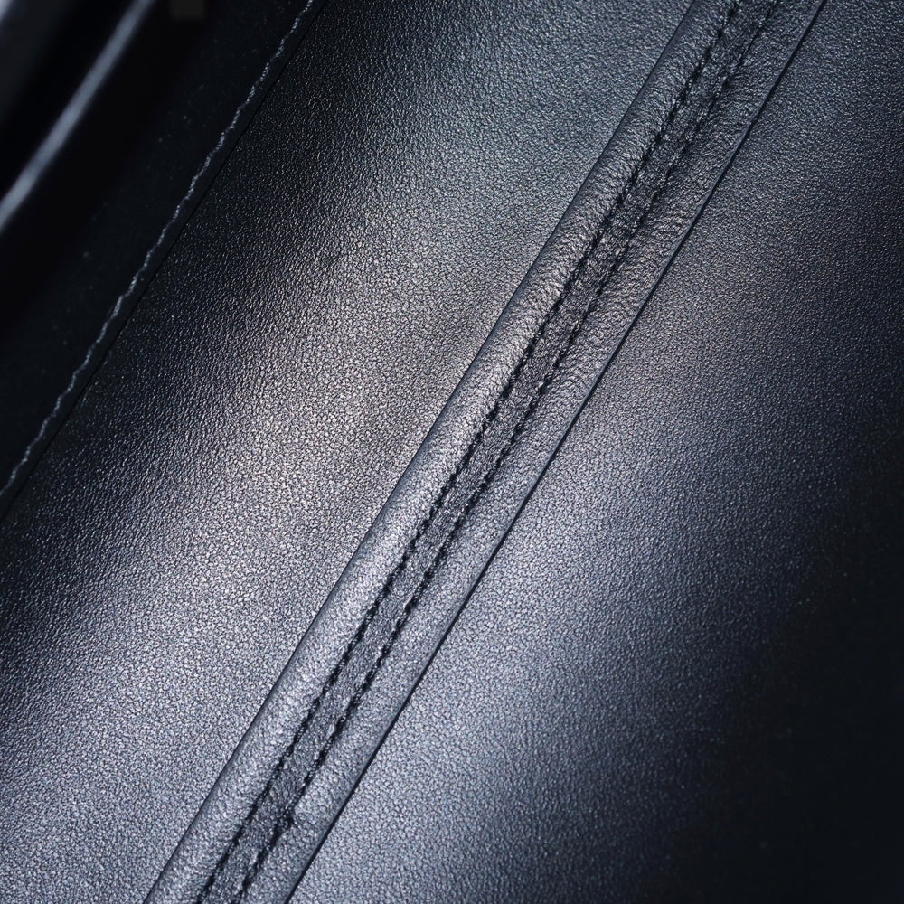 JIL SANDER(ジルサンダー) カンノーロ スモール レザー ワンショルダーバッグ ゴールド金具 ブラック レディース