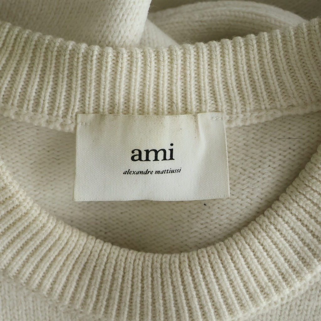 AMI Alexandre Mattiussi(アミアレクサンドルマテュッシ) ハートロゴ クルーネックニット 長袖セーター ホワイト/レッド BFUKS002.018