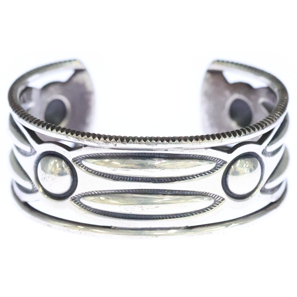 CODY SANDERSON(コディーサンダーソン) Cut Out Long Oval w/ Moons Coin Edge Cuff カットアウト ロング オーバル - レディース
