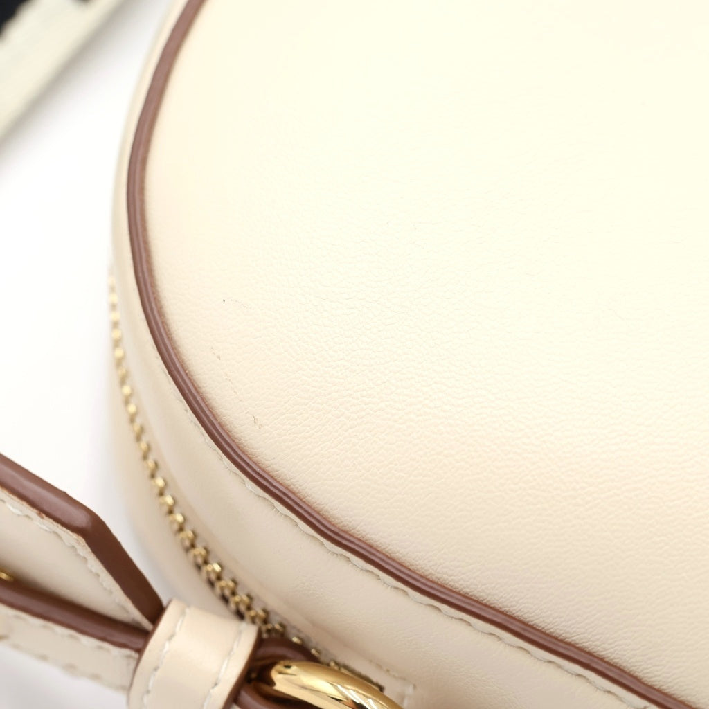 STELLA McCARTNEY(ステラマッカートニー) ロゴ ミニ カメラ レザー ショルダーバッグ ベージュ 700266