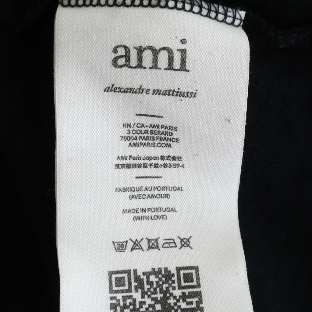 ami paris(アミパリス) T-Shirt ハートロゴ刺繍 半袖Tシャツ ブラック UTS004.726