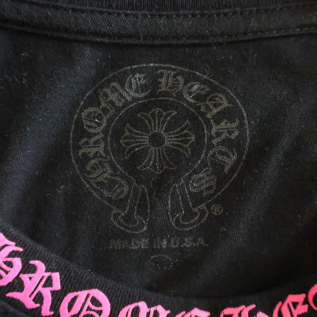 CHROME HEARTS(クロムハーツ) Old English Neck Logo Long Sleeve Tee オールドイングリッシュネックロゴ長袖Tシャツ カットソー ブラック/ピンク -