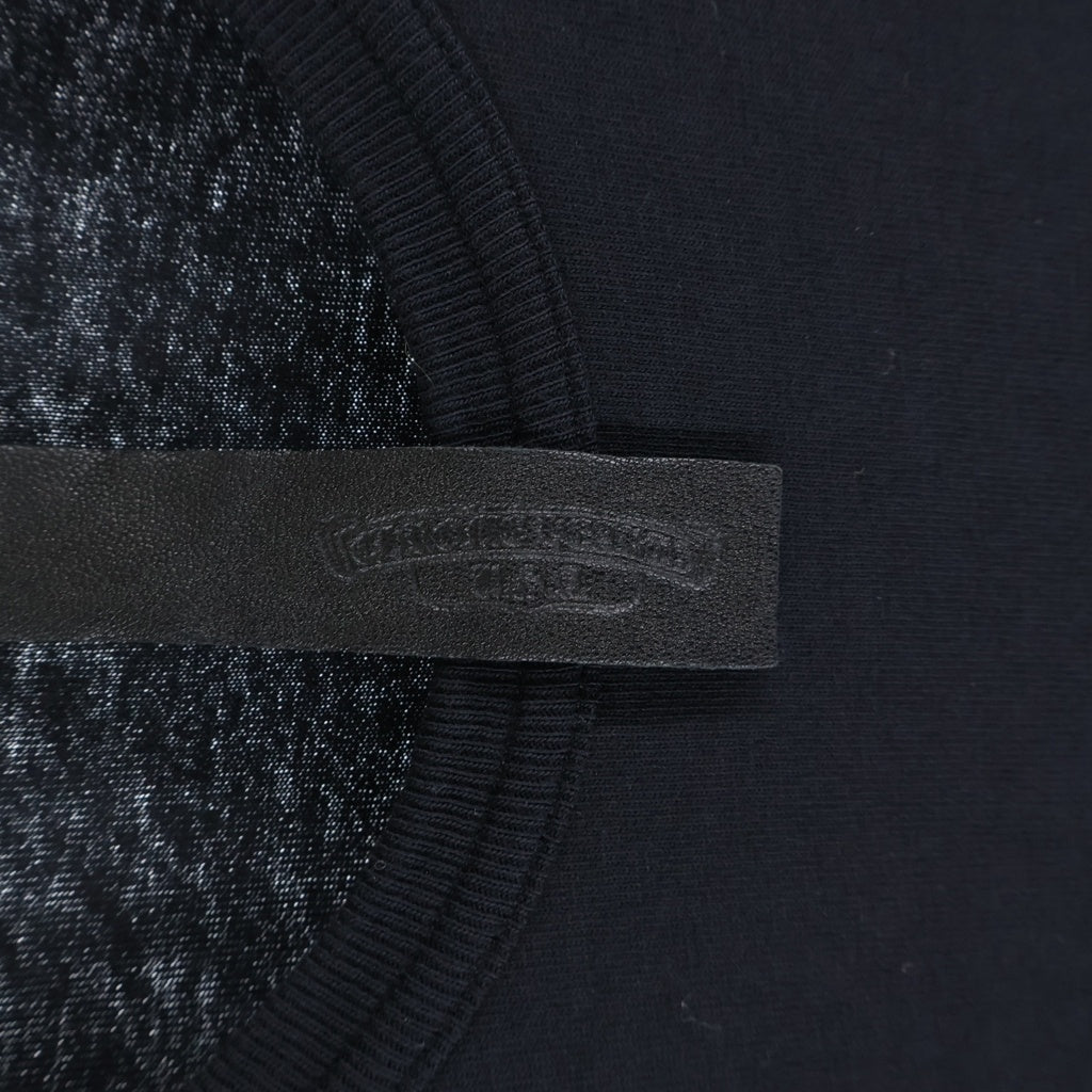 CHROME HEARTS(クロムハーツ) Y NOT VERTICAL LOGO CROSS EMBROIDERY TEE ワイノット ヴァーティカルロゴ クロス クルーネック半袖カットソーTシャツ ブラック