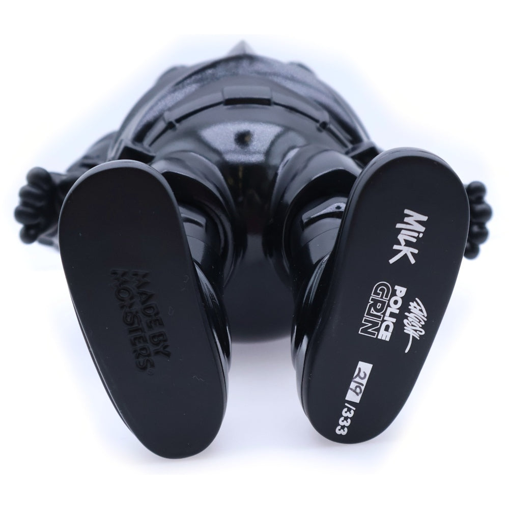 Ron English(ロン・イングリッシュ) ×Made by Monsters Police Grin Black Stormtrooper Bone Grin メイドバイモンスター ポリスグリン ストームトルーパー 世界333個限定 フィギュア