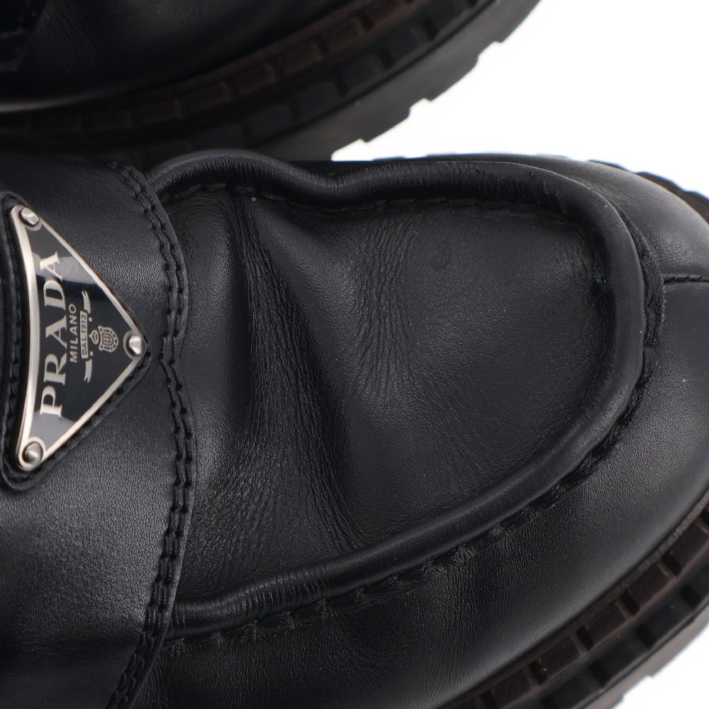 PRADA(プラダ) トライアングルロゴ レザーローファー ブラック 2DE148