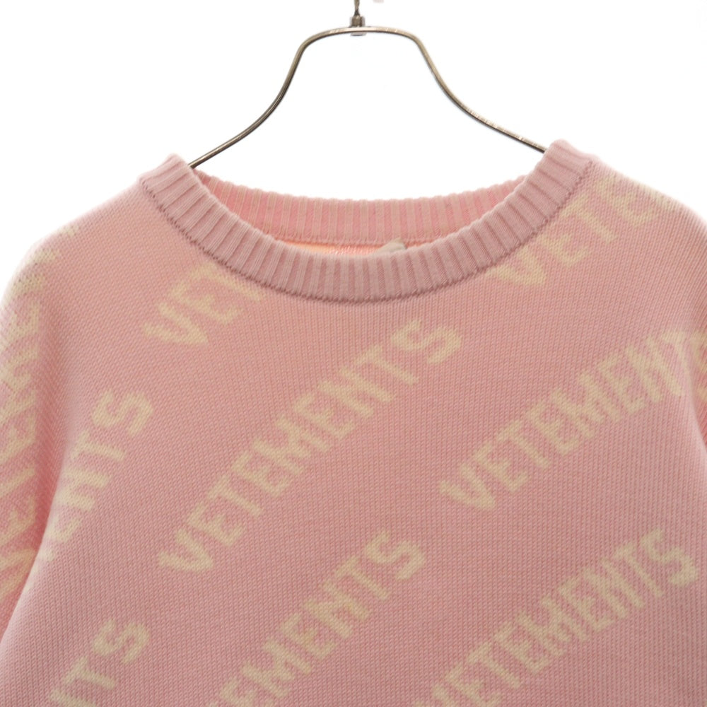 VETEMENTS(ヴェトモン) 21AW ロゴ 総柄 クルーネックニット ピンク UA52KN600P
