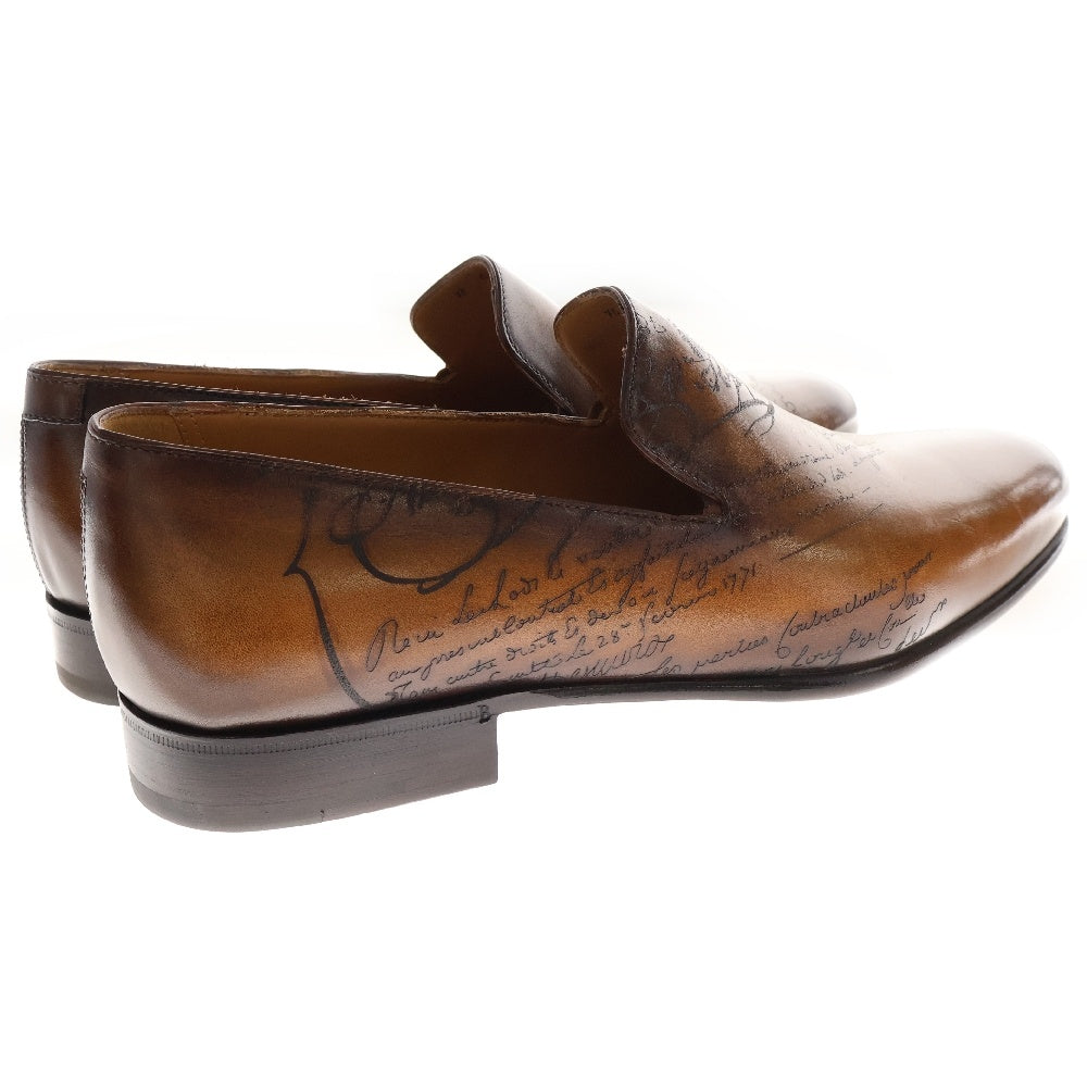 Berluti(ベルルッティ) CURSIVE GALET SCRITTO LOAFER カーシヴ ガレ スクリット レザースリッポン ブラウン