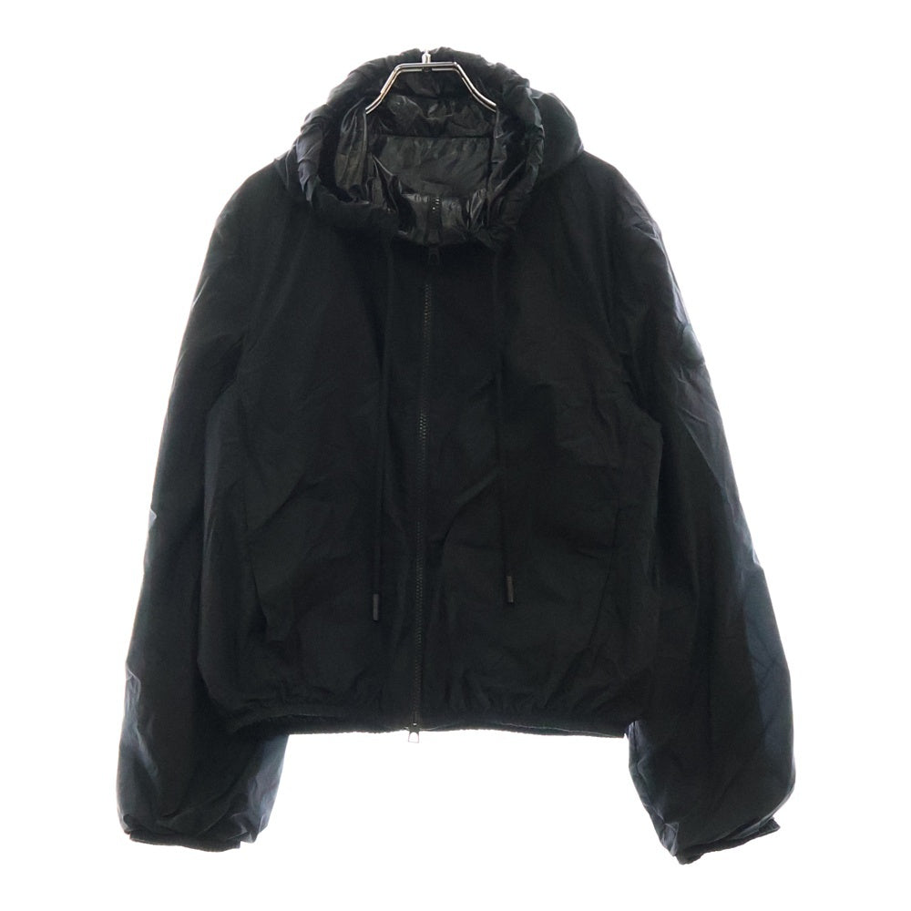MONCLER(モンクレール) CASSIE GIUBBOTTO J10931A00117 5396L ロゴワッペン ショート ナイロンジャケット フーディ ブラック レディース
