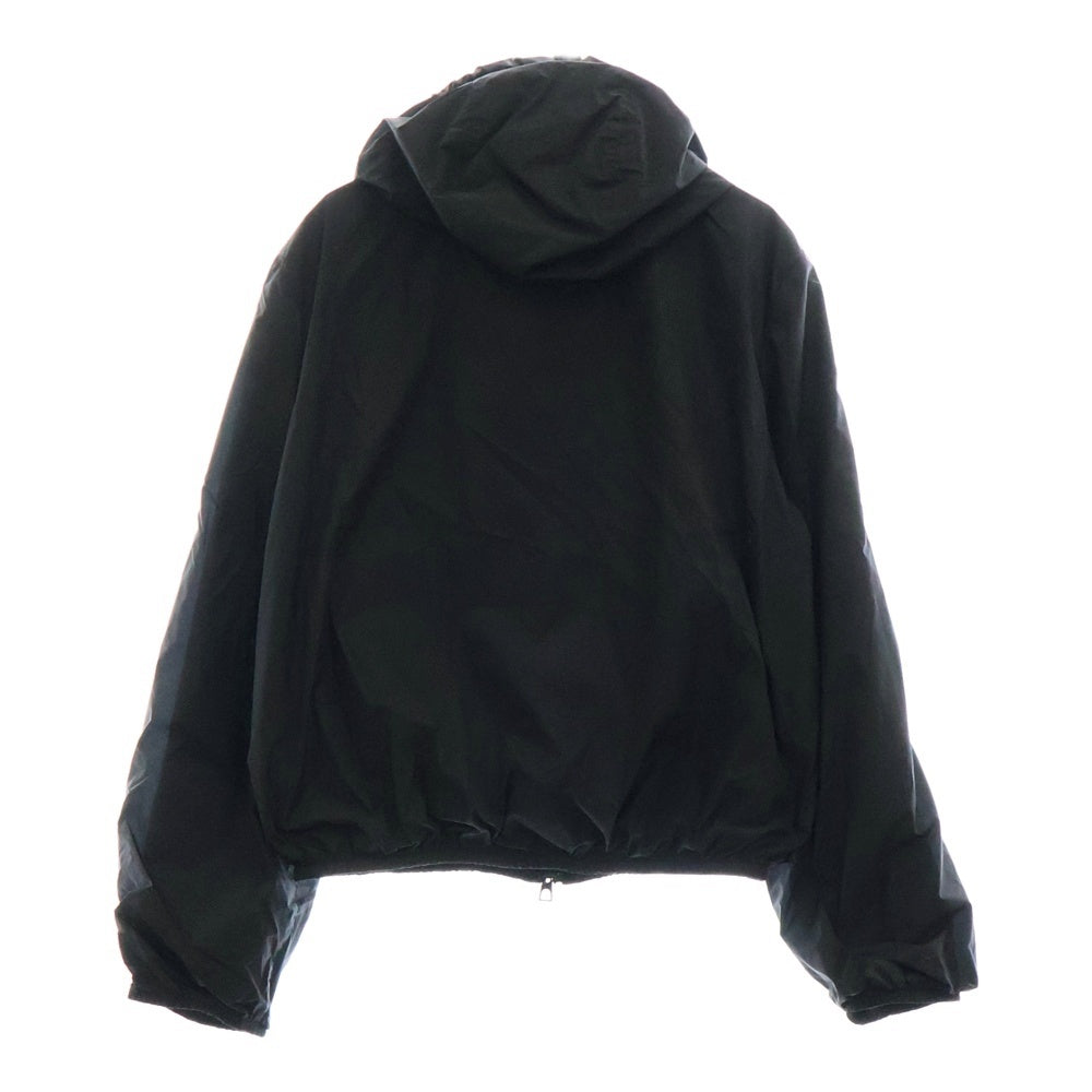 MONCLER(モンクレール) CASSIE GIUBBOTTO J10931A00117 5396L ロゴワッペン ショート ナイロンジャケット フーディ ブラック レディース