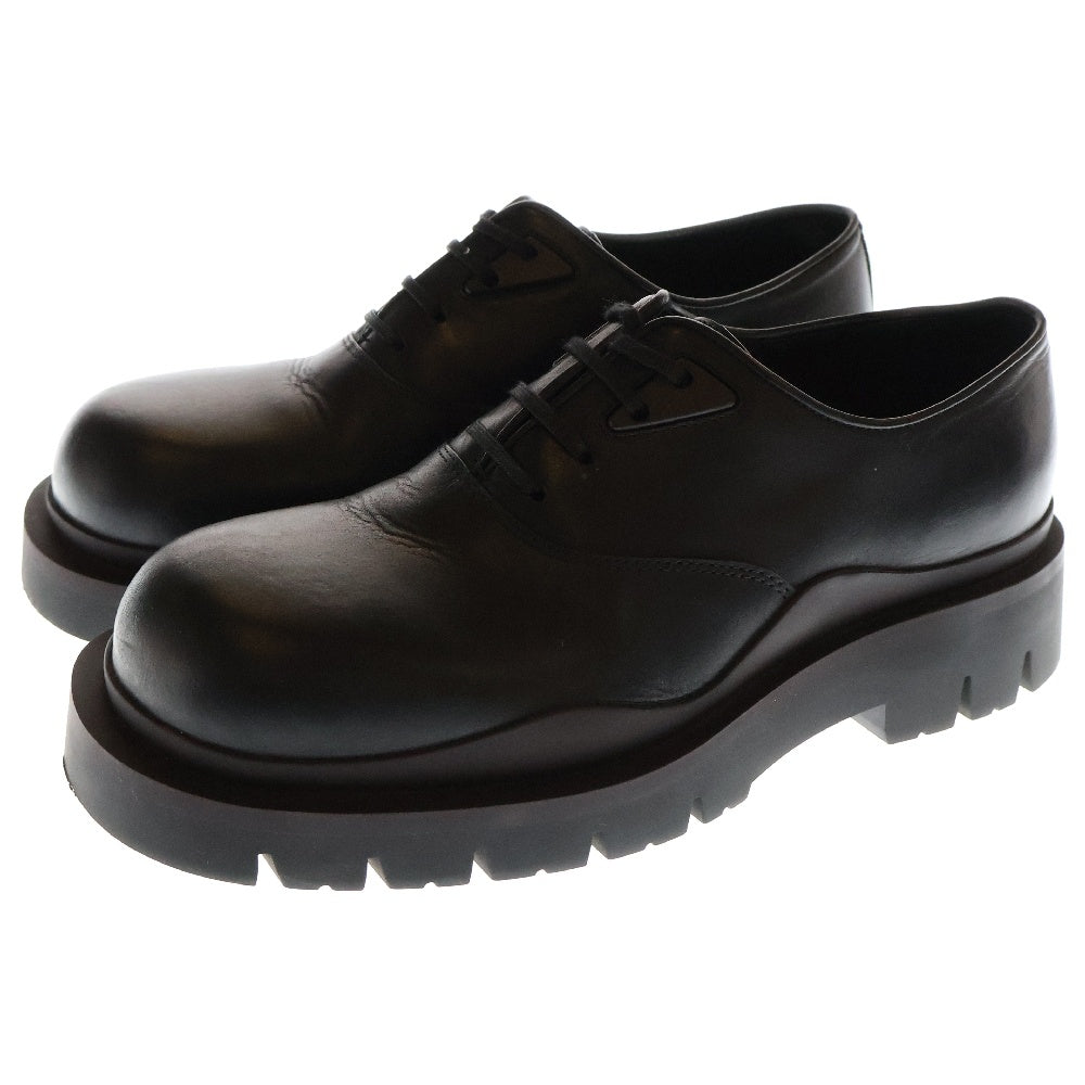 BOTTEGA VENETA(ボッテガヴェネタ) 23SS TIREタイヤロートップレースアップダービーシューズ 667073 ブラック