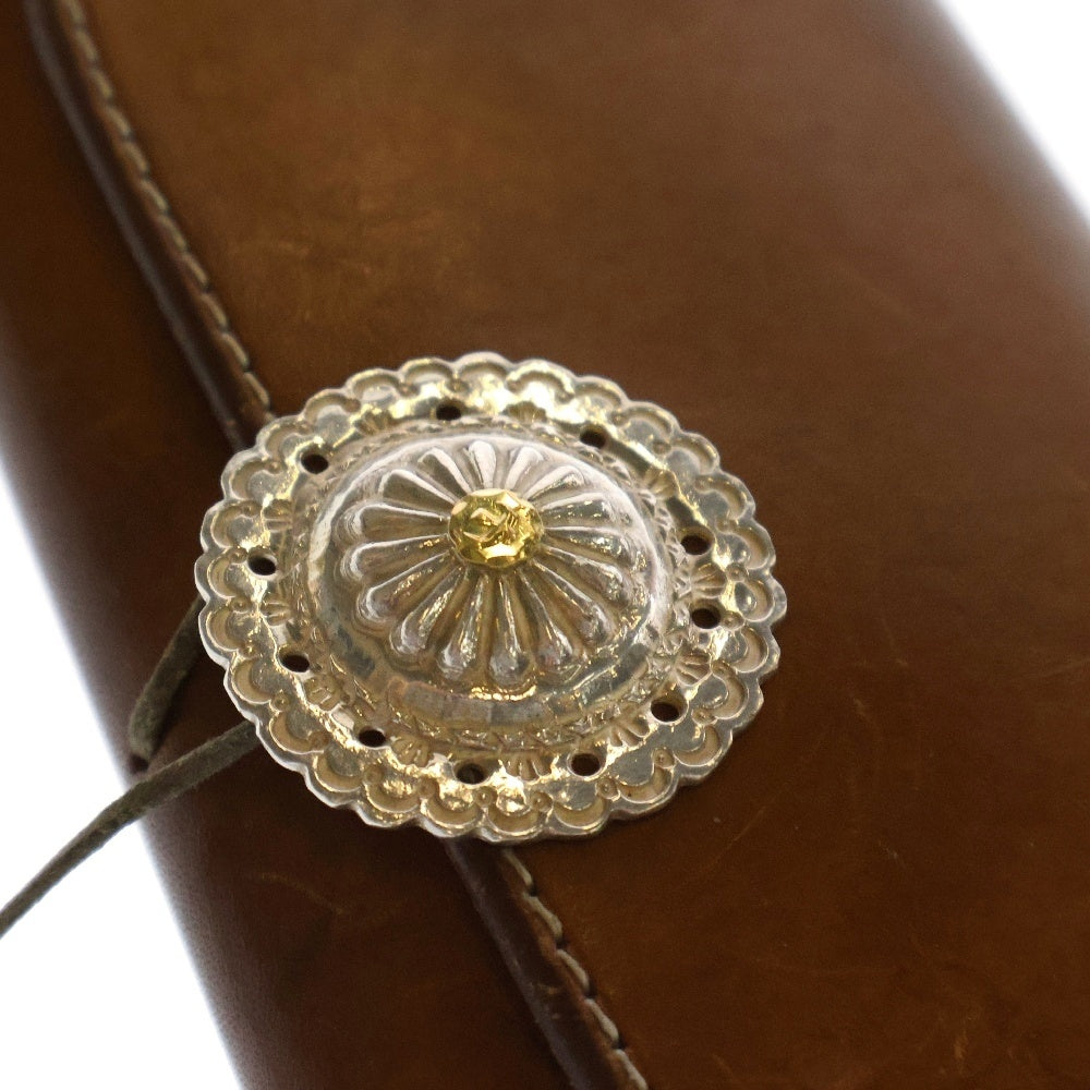 goro's(ゴローズ) K18フラワーコンチョ付き 2つ折りレザー長財布 こげ茶